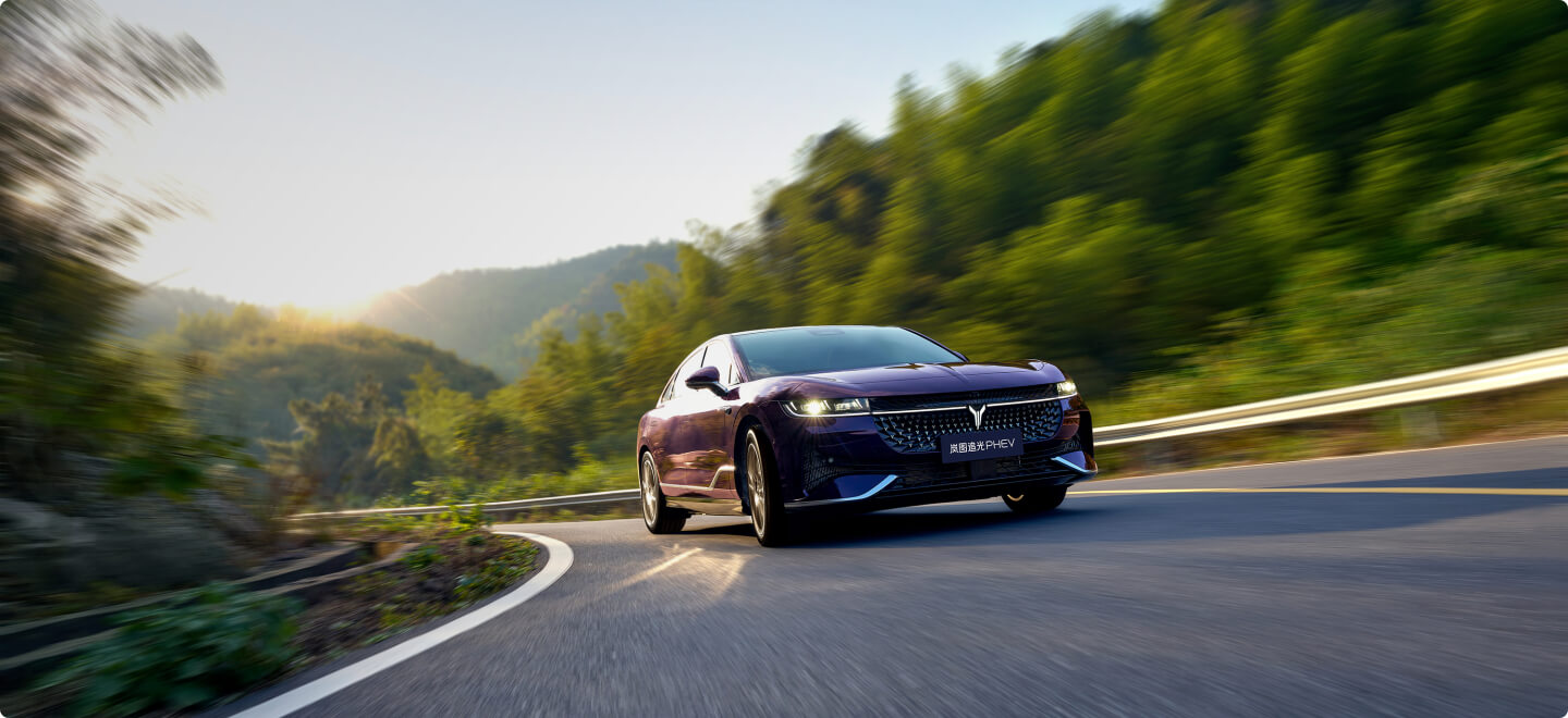 VOYAH PASSION – The New Executive Electric Flagship Sedan